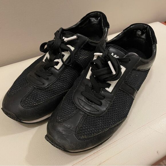 Michael Kors Maggie Trainer Sneakers Black Leather and Mesh - Picture 3 of 11